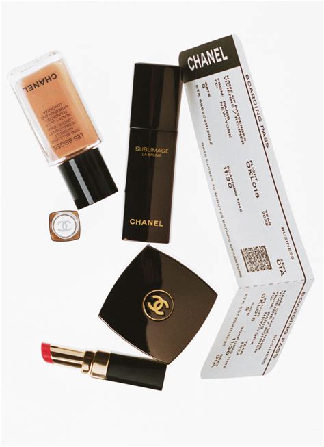 mini size make up chanel|chanel essential makeup kit.